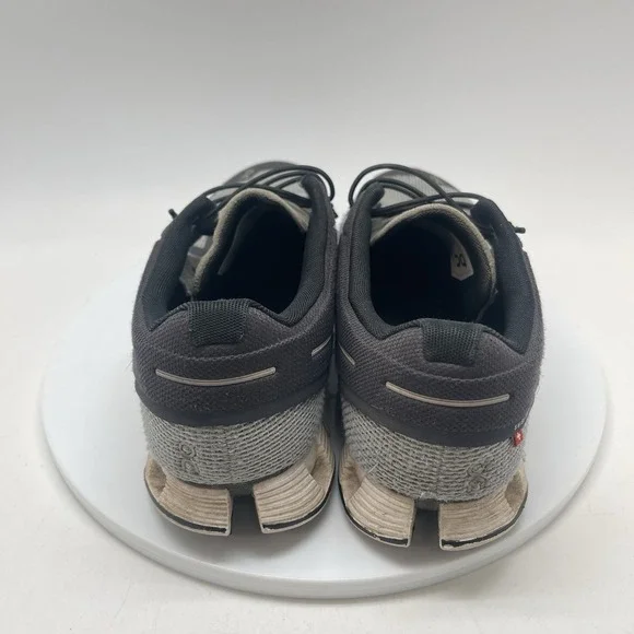 On Cloud 5 Sneakers Mens 9 Black Gray Running Athletic Gym Shoes - Picture 4 of 10